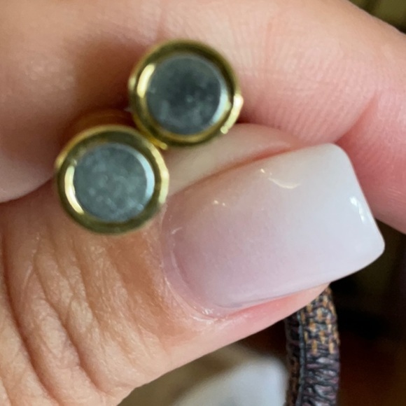 Mens Faux Leather Round Magnetic Closure Bracelet - Picture 4 of 7